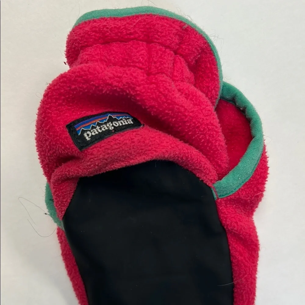 Patagonia Fleece Booties + Zutano Mittens